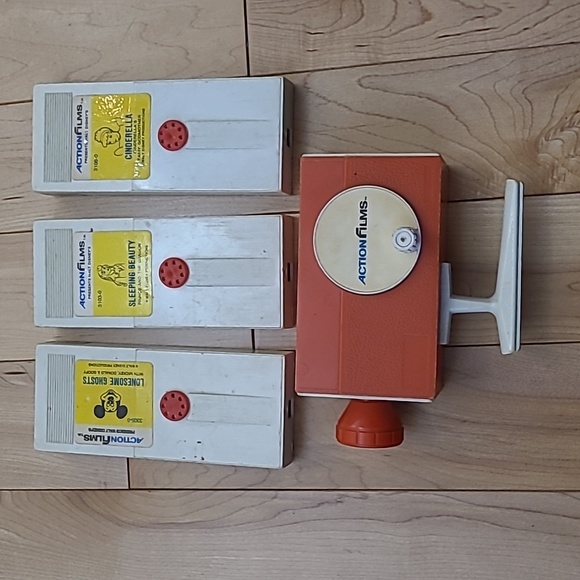 Actionfilms cartridge viewer with 3 Disney cartridges - Picture 1 of 6